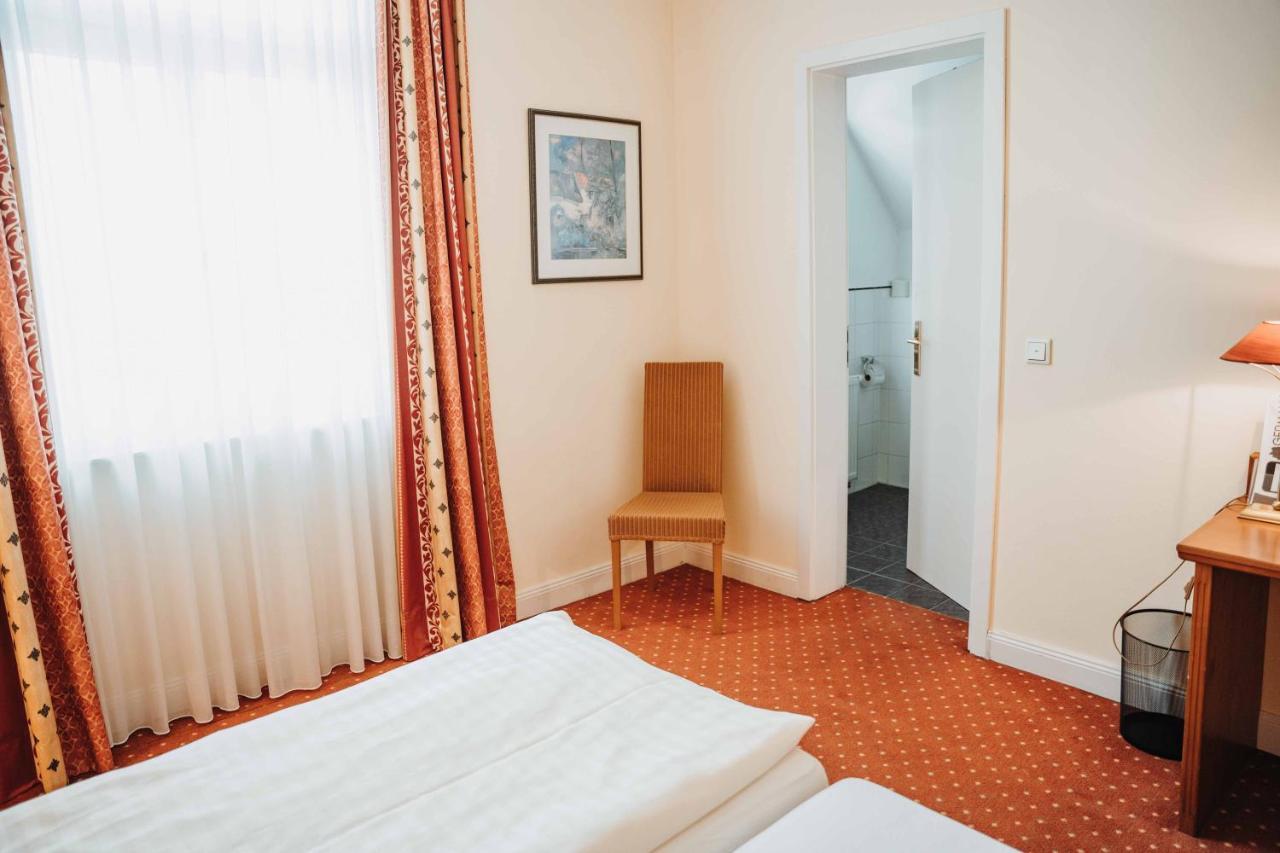Hotel Am Wallgraben Brilon Esterno foto
