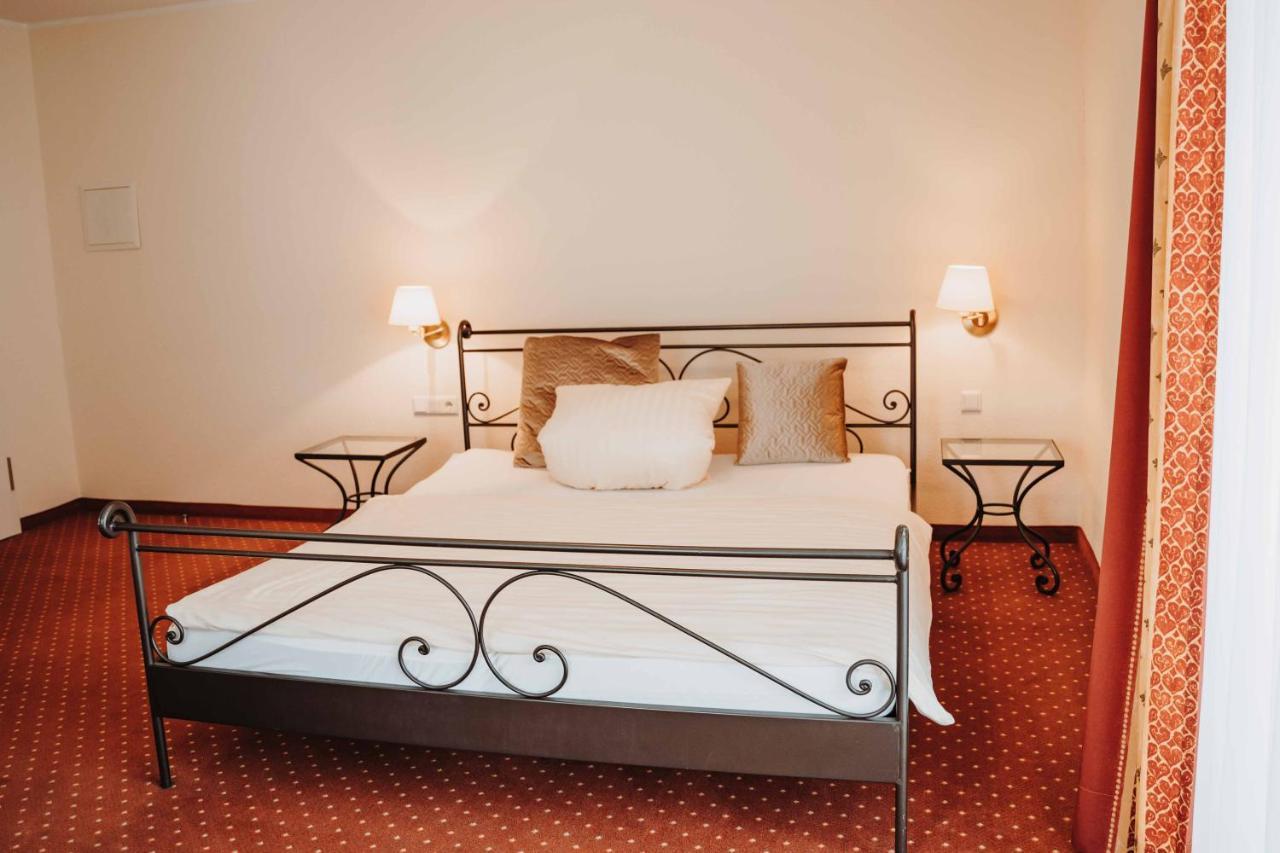 Hotel Am Wallgraben Brilon Esterno foto
