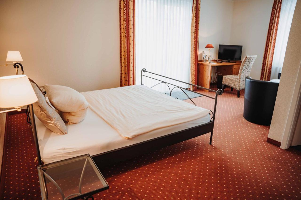 Hotel Am Wallgraben Brilon Esterno foto