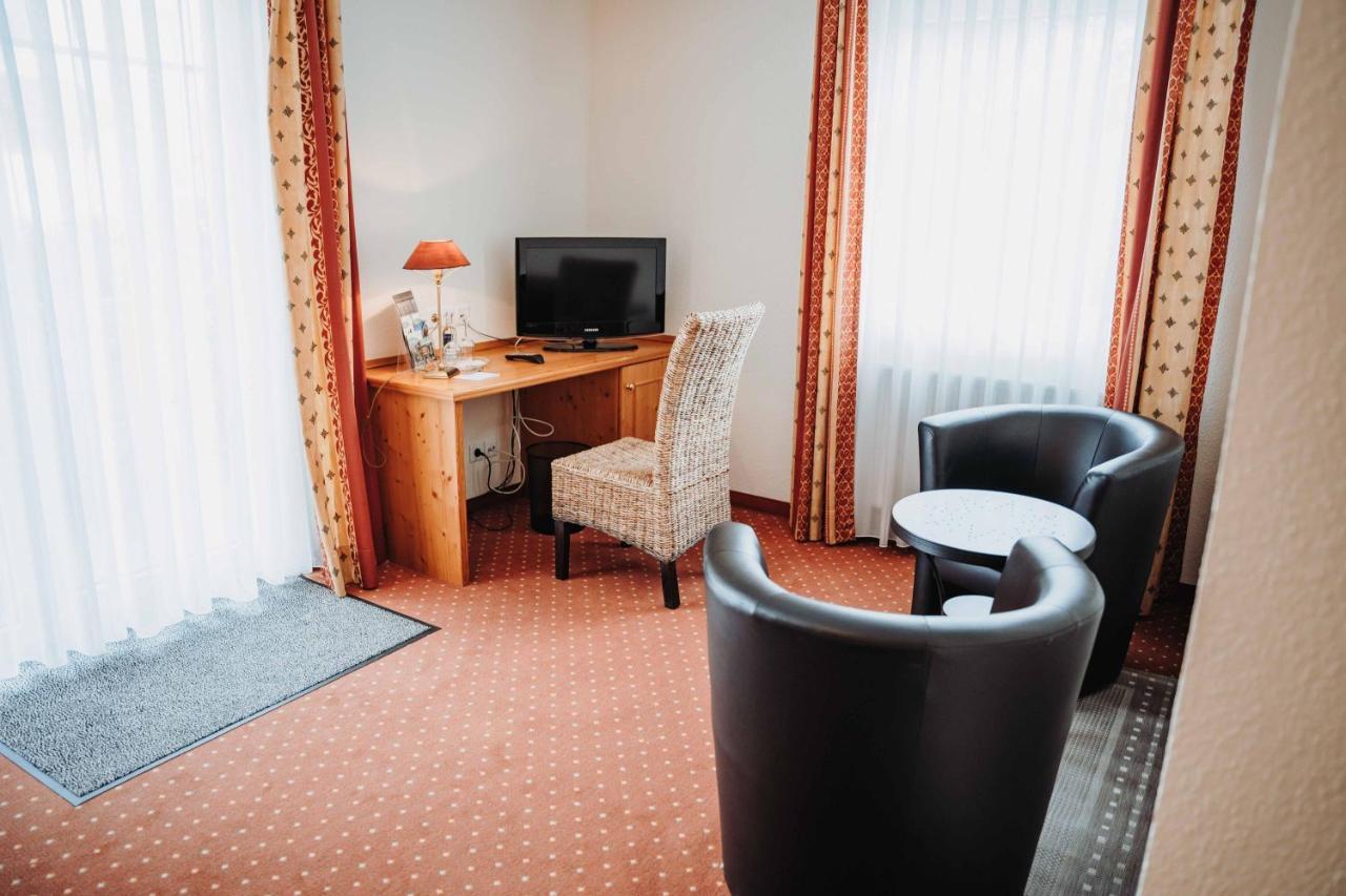 Hotel Am Wallgraben Brilon Esterno foto